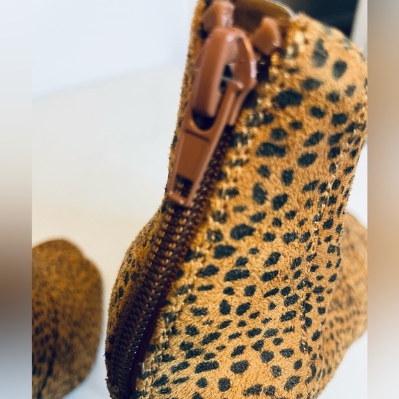 FERGALICIOUS Leopard Print Ankle Booties - Picture 7 of 12